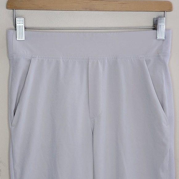 Athleta | Brooklyn Mid-Rise Ankle Athleisure Pants Abalone Cream Size 0 - Picture 3 of 6